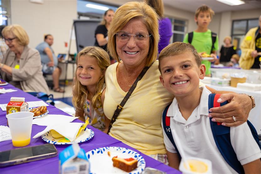 Winstead Elementary hosts grandparents day